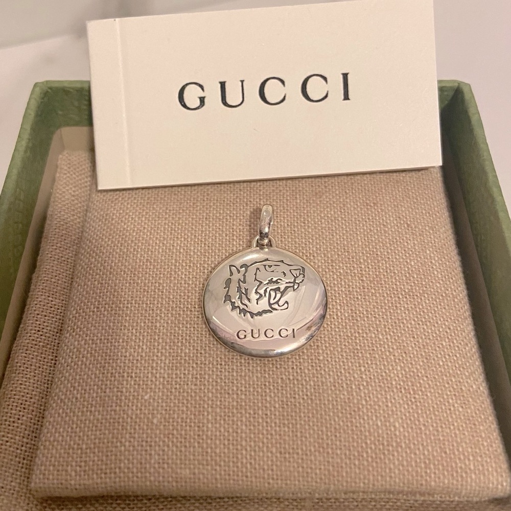 GUCCI Sterling Silver Blind For Love Tiger Pendent Charm - Picture 9 of 12